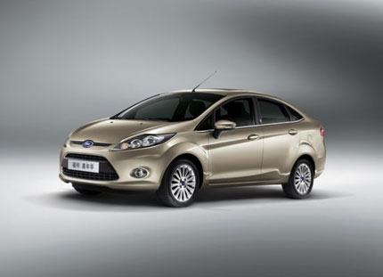 Новата Fiesta Sedan на Ford дебютира в Китай