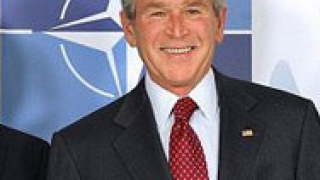 Буш обеща скорошно влизане на Македония в НАТО