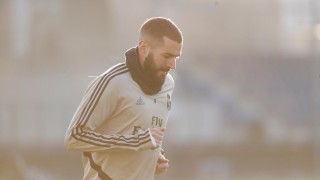 Нападателят на Реал Мадрид Карим Бензема използва социалните мрежи за