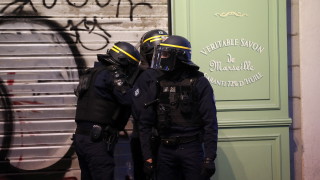 Френската полиция арестува 16 души през нощта във връзка с