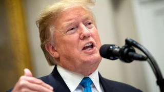 Тя призова за намеса за спасяване на нацията от него