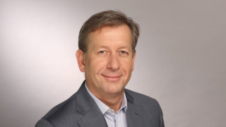 Кой застава начело на PPF след Петр Келнер?