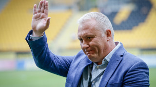 Ботев Пловдив се е спрял на двама родни специалисти единият