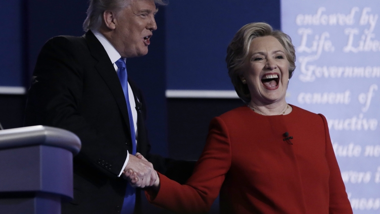 Клинтън категоричен победител в дебата с Тръмп според зрителите