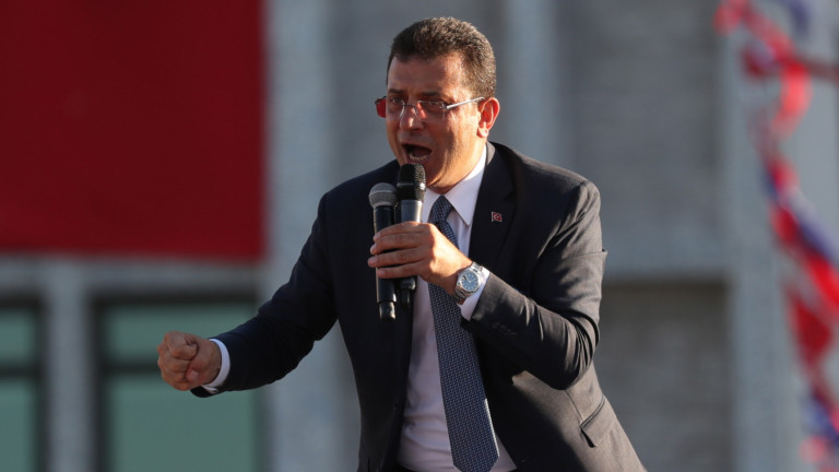 Как хората на Ердоган саботират новия кмет на Истанбул