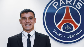 Френският футболен шампион Пари Сен Жермен представи уругвайския халф Мануел