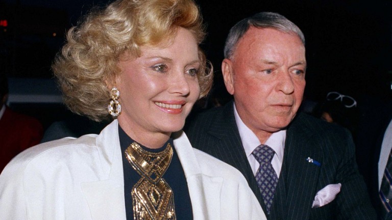 Почина Барбара Синатра