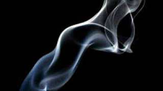 Забраняват пушенето на обществени места в Хонг Конг