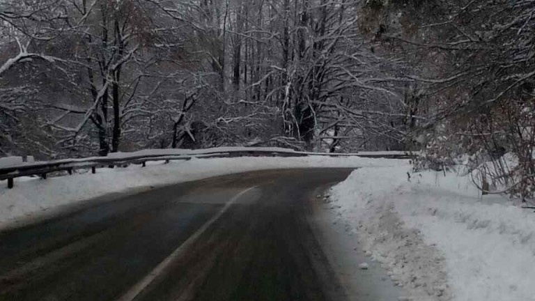 От АПИ уверяват, че всички пътища са проходими при зимни условия