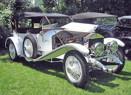 Моделът Silver Ghost на Rolls-Royce празнува век