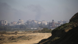 Израелските войски в четвъртък атакуваха училище в Газа за което