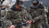 Боевете в Нагорни Карабах прекратени от обяд, потвърдиха Ереван и Баку