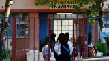 Гимназиите в Гърция отвориха отново след пет месеца затваряне