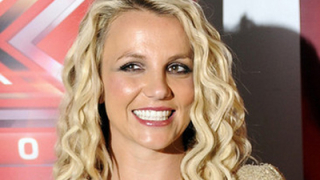 Бритни Спиърс отложи избора на партиен лидер