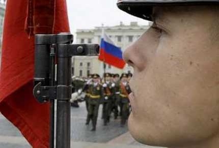 Русия и Украйна трупат войски по границата