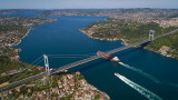 Българският кораб "Рожен" е акостирал на пристанището в Истанбул