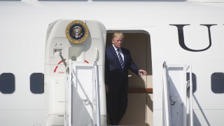 Президентът на САЩ Доналд Тръмп заплаши да увеличи митата върху