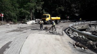 Продължава работата по обезопасяването и възстановяването на участъка Бързия