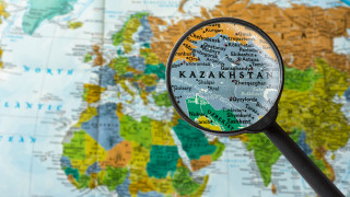 В Казахстан днес се провежда референдум за измененията на основния
