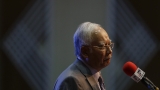  Наджиб Разак упрекна новите управляващи в Малайзия в акция против него 