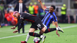 Играчите на Интер заедно със своите фенове отпразнуваха 20 ата титла