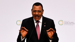 Президентът на Нигер Мохамед Базум заяви че демокрацията ще надделее