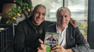 Легендата на българския футбол Христо Стоичков публикува снимка на профила