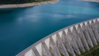 Турската компания Orta Asya Investment Holding стратегическо дъщерно дружество на