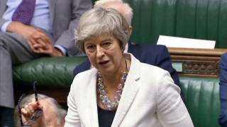 Тереза Мей се оттегля от британския парламент