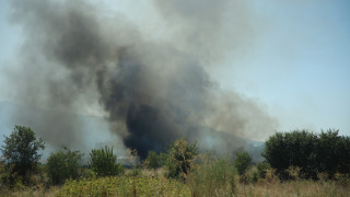 Голям пожар е пламнал в района на квартал Младост и