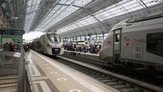 МВнР предупреждава за проблеми с транспорта във Франция на 2 октомври заради стачка