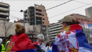 Хиляди се събраха в сръбската столица Белград но и