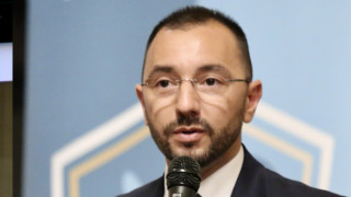 Предстои труден избор между държавна сигурност и държавна собственост Това