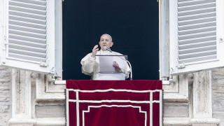 След появилите се спекулации относно здравословното състояние на папа Франциск