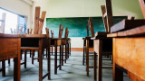  Затварят всички учебни заведения в Италия поради ковид 
