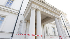 Трайчо Трайков: Избягвайте да минавате под стрехите на Народното събрание