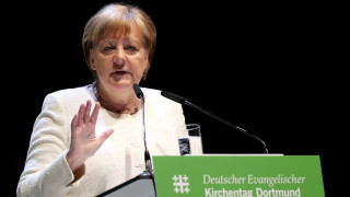 Германският канцлер Ангела Меркел призова за мирно разрешаване на конфликта