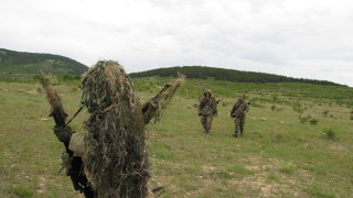 На военно учение на полигон Корен от Съвместното командване на