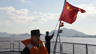 Руски и китайски военни кораби проведоха съвместни действия в Източнокитайско