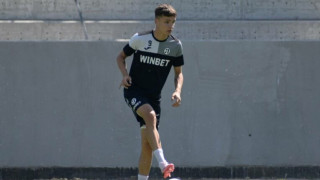 От Локомотив Пловдив обявиха че Николас Пенев вече не е