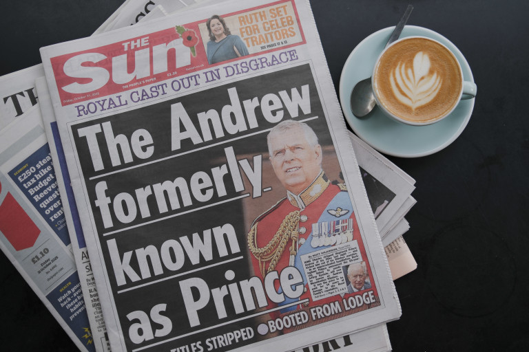 Скандалът с брат му Андрю е по всички медии на Острова