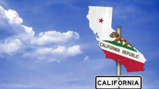 Калифорния върна интернет неутралността, правосъдното министерство заведе дело