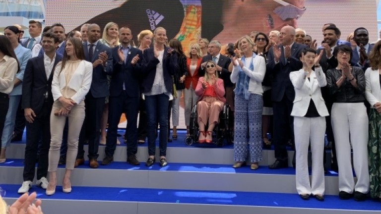 Председателят на БОК Стефка Костадинова участва в откриването на Олимпийския дом в Лозана