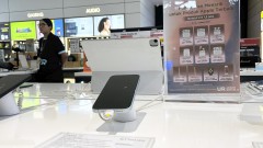 Въпреки кризата, Apple заема първо място в света по продажби на смартфони