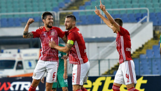 Николай Бодуров към Божинов: Аз чат-пат бележа, при теб е по-рядко