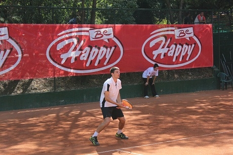 Александър Лазов на осминафинал в Пловдив