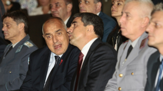 Очаквам Борисов да продължи да балансира, каза социолог