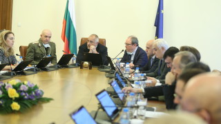 АСБ: Мерките срещу COVID-19 да се прилагат решително, без двойни стандарти