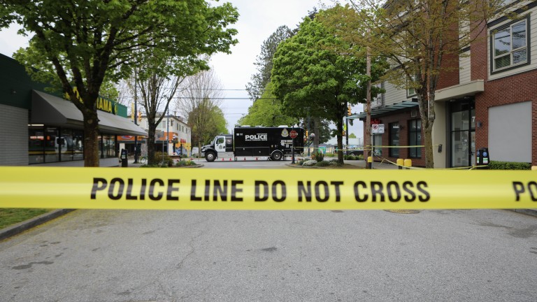 Кървава стрелба в училище в Канада