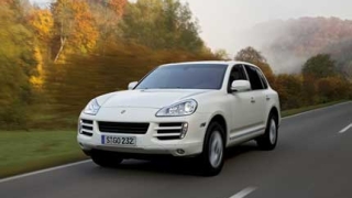 Porsche пусна първия дизелов Cayenne